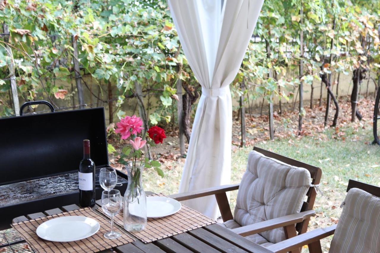 Grape&Wine Guesthouse Егер Екстериор снимка